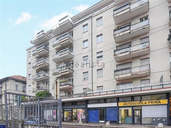 negozio in affitto a Como in zona Borghi