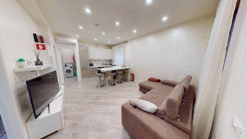 appartamento in affitto a Como in zona Albate