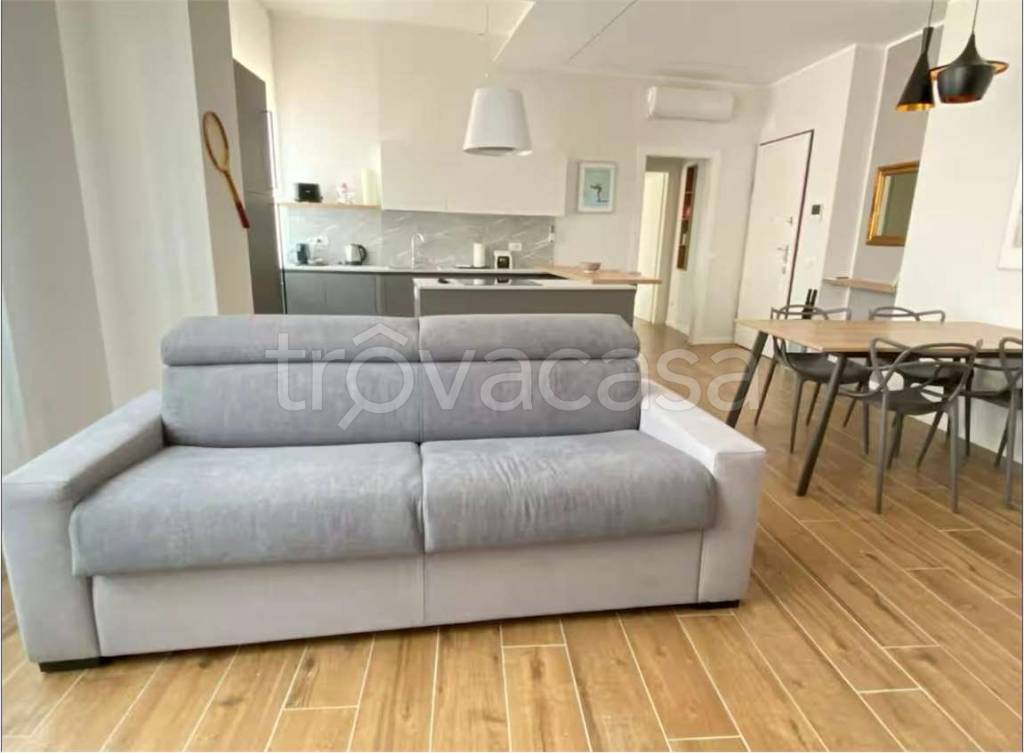 appartamento in affitto a Como in zona Como Centro