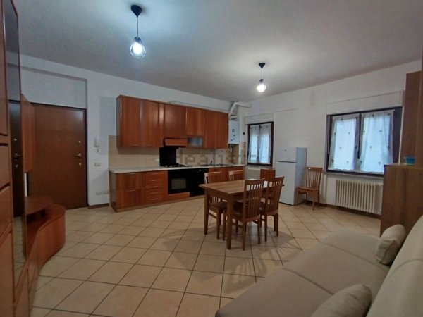 appartamento in affitto a Como in zona Albate