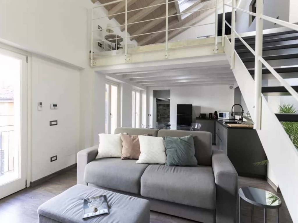 appartamento in affitto a Como in zona Como Centro