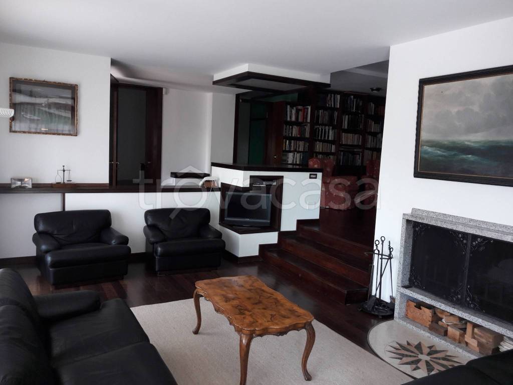 appartamento in affitto a Como in zona Como Centro