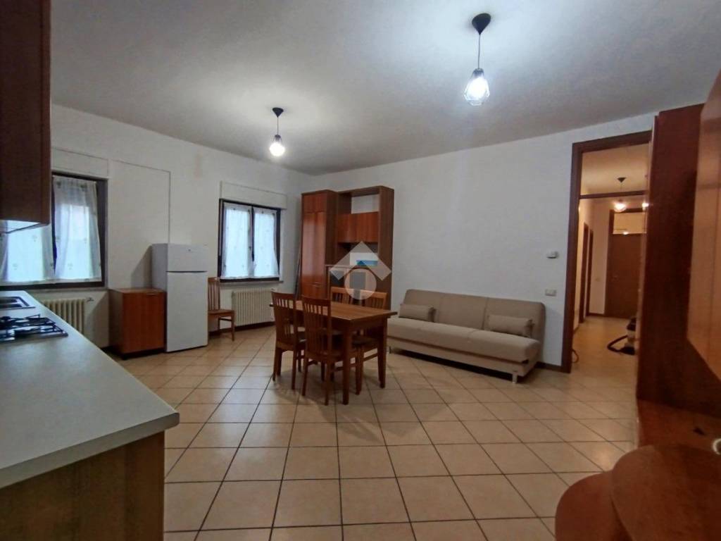 appartamento in affitto a Como in zona Albate