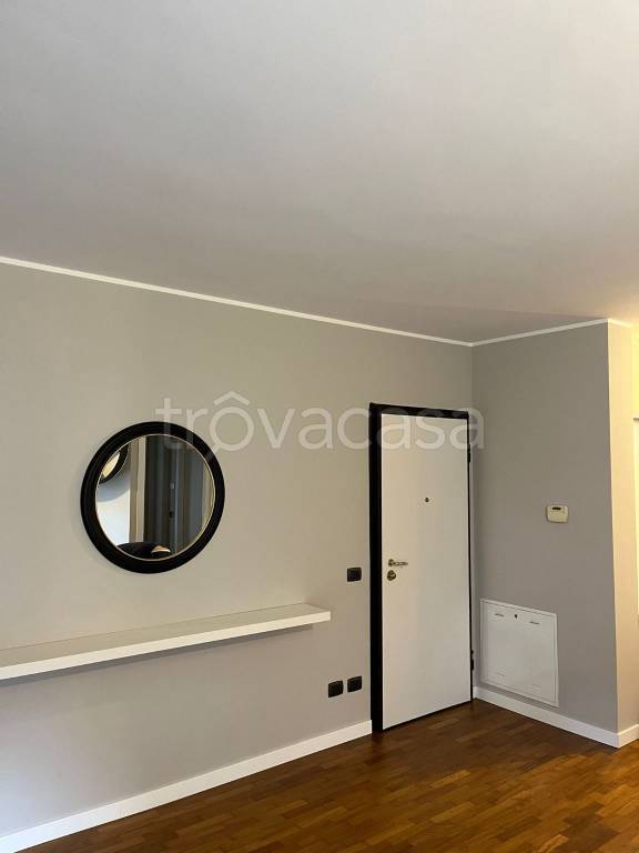 appartamento in affitto a Como in zona Villa Olmo