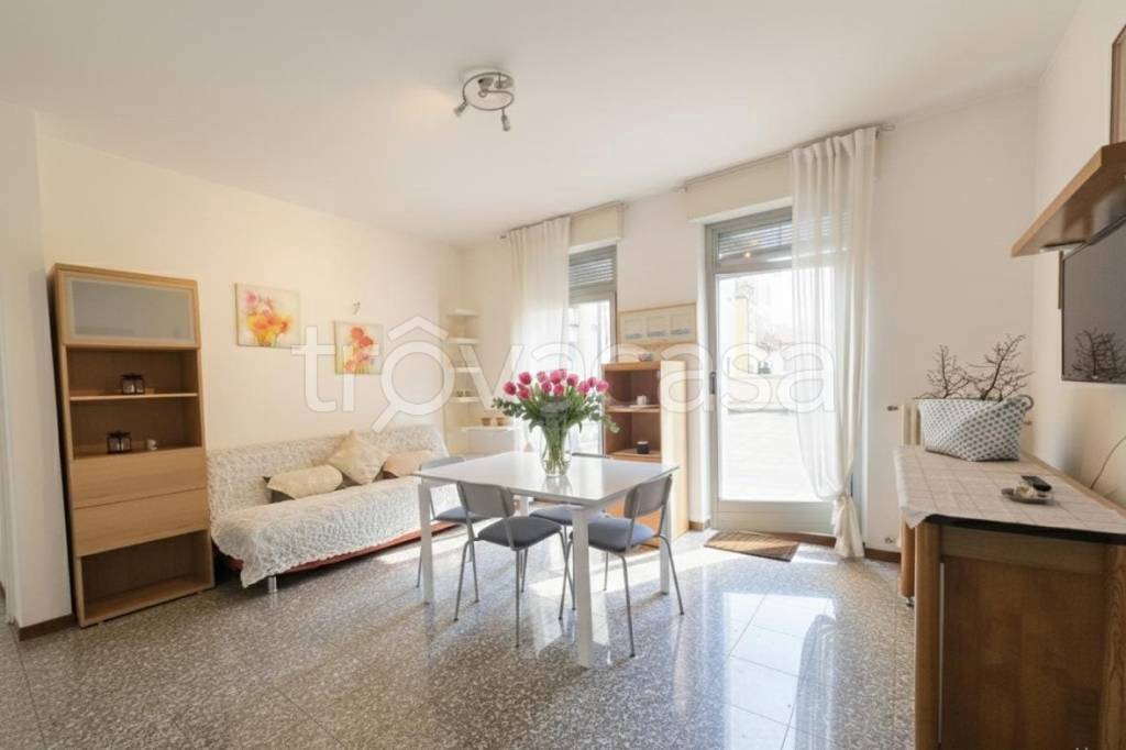 appartamento in affitto a Como in zona Como Centro