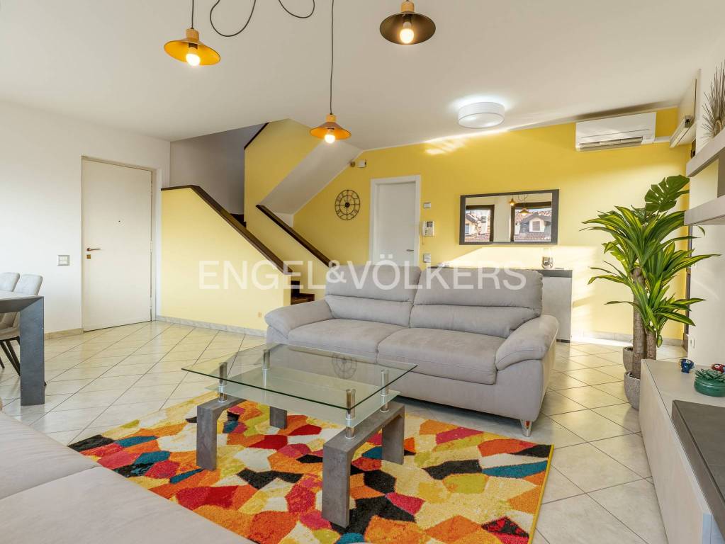 appartamento in affitto a Como in zona Valduce