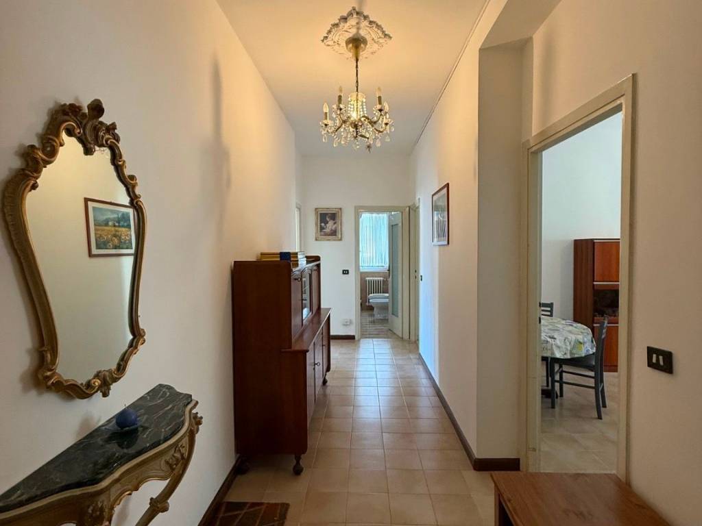 appartamento in affitto a Como in zona Trecallo