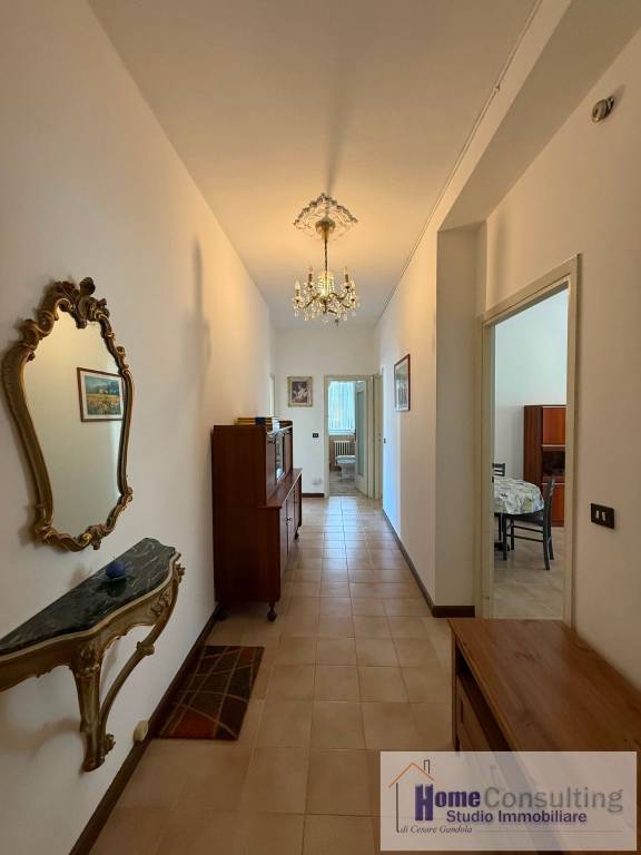 appartamento in affitto a Como in zona Albate