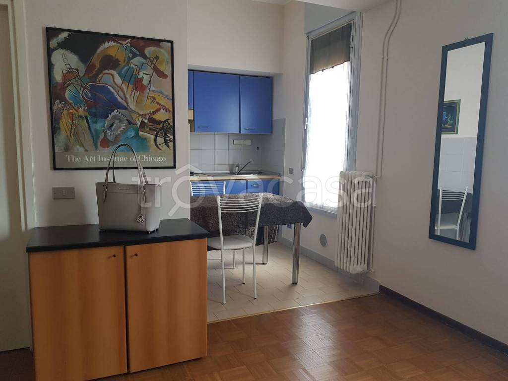 appartamento in affitto a Como in zona Tavernola