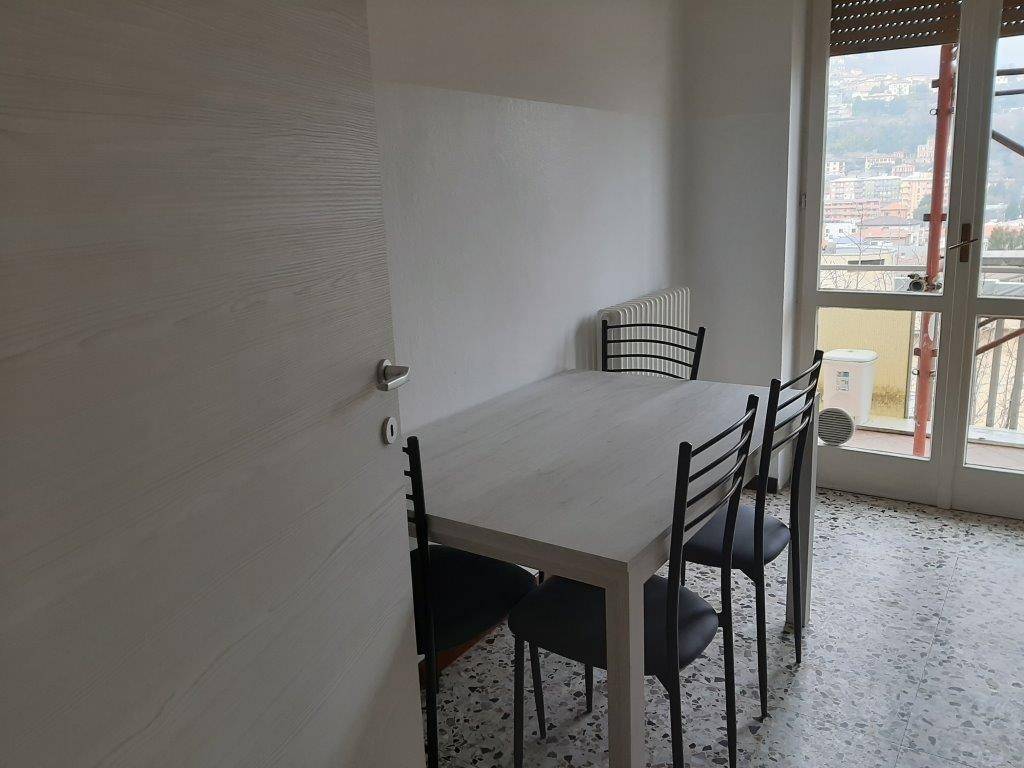 appartamento in affitto a Como in zona Tavernola