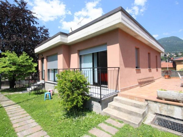 appartamento in affitto a Como in zona Tavernola