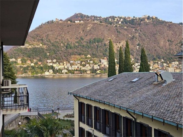 appartamento in affitto a Como in zona Villa Olmo