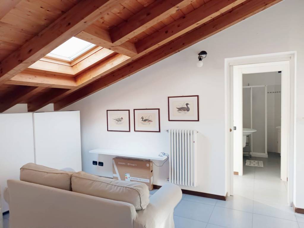 appartamento in affitto a Como in zona Prudenziana