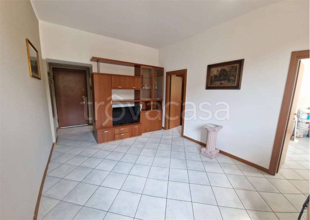 appartamento in affitto a Como in zona Tavernola