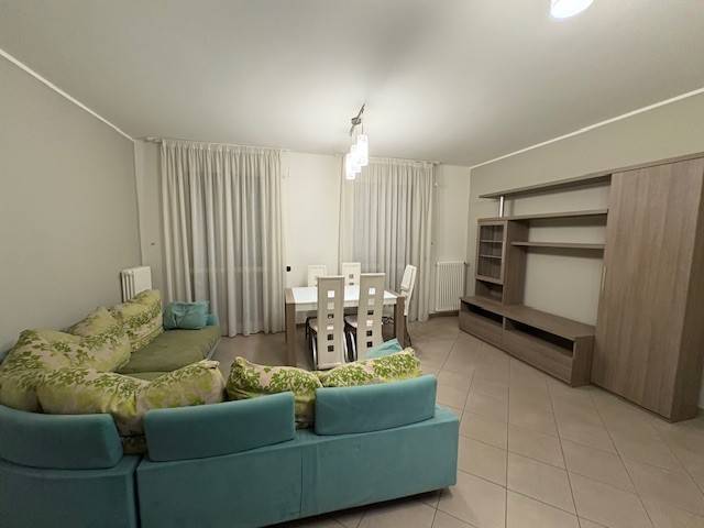 appartamento in affitto a Como in zona Villa Olmo