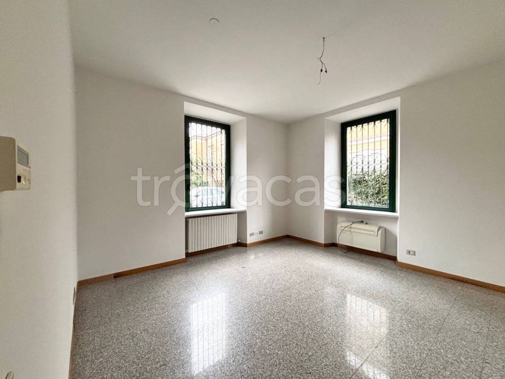 appartamento in affitto a Como in zona Borghi