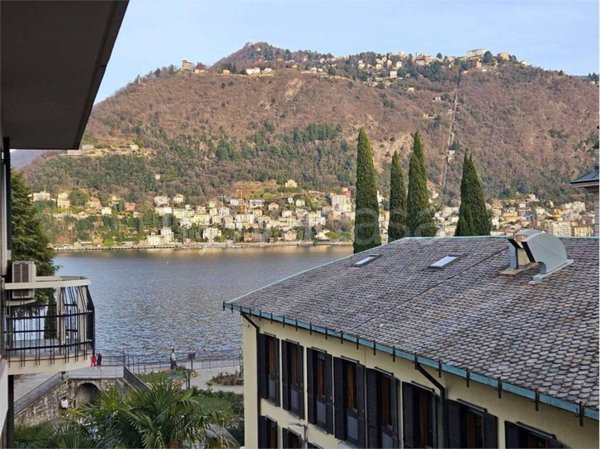 appartamento in affitto a Como in zona Villa Olmo