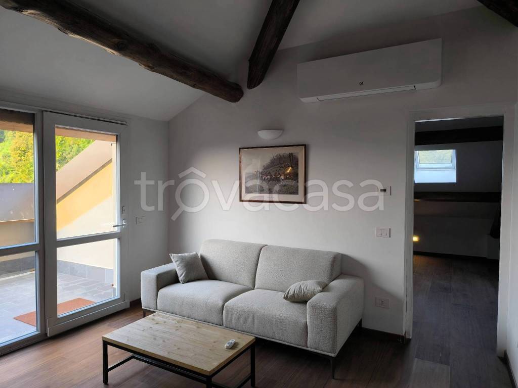 appartamento in affitto a Como in zona Ponte Chiasso