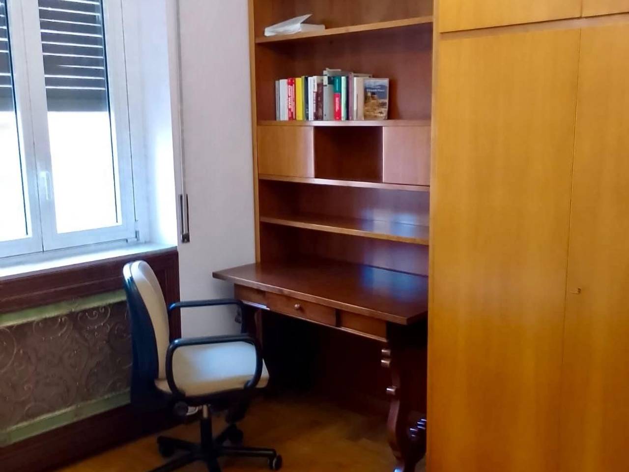 negozio in affitto a Como in zona Como Centro