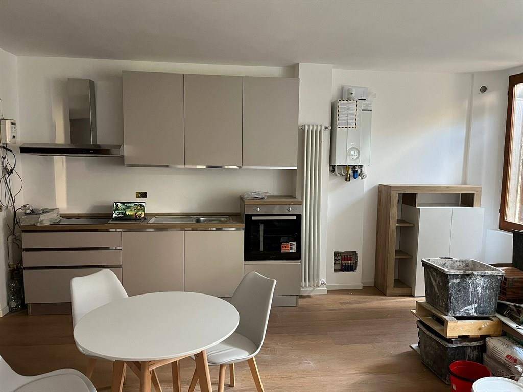 appartamento in affitto a Como in zona Borghi