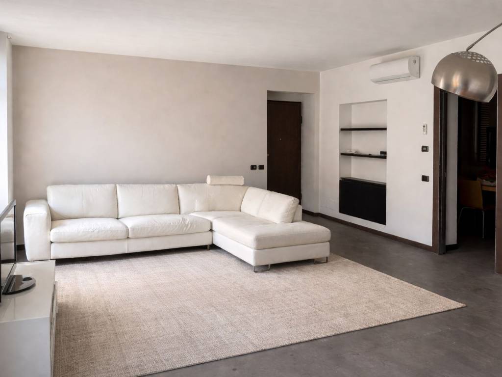 appartamento in affitto a Como in zona Como Centro