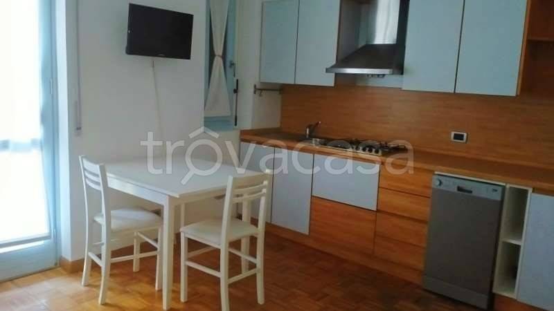 appartamento in affitto a Como in zona Borghi