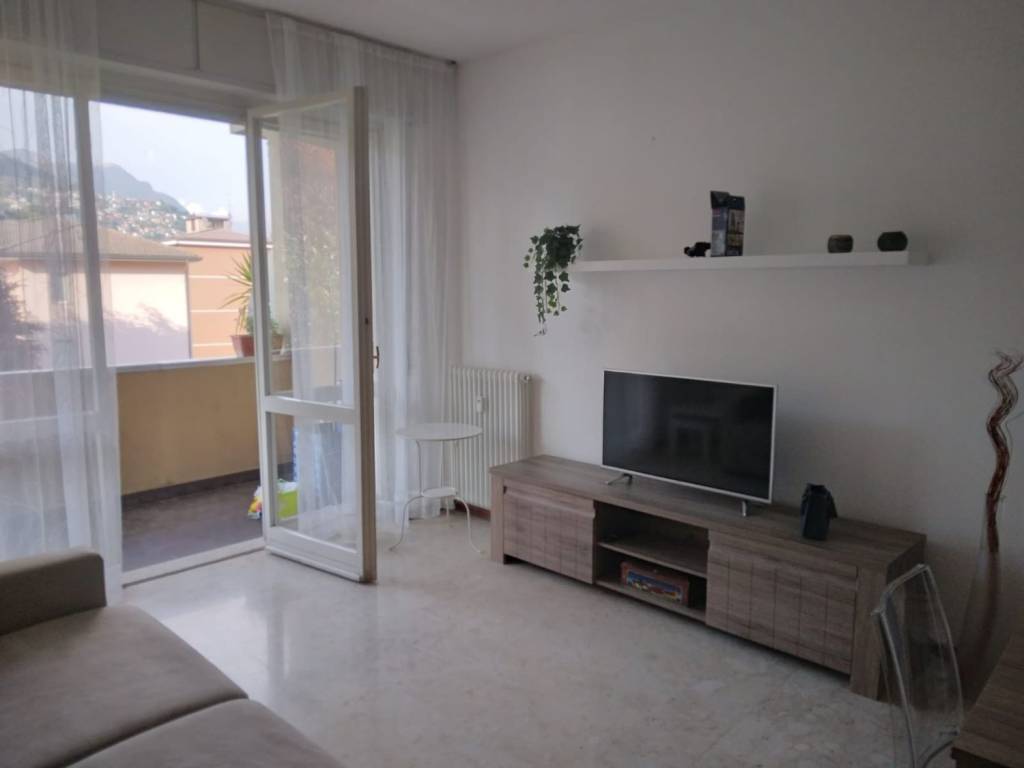 appartamento in affitto a Como in zona Tavernola