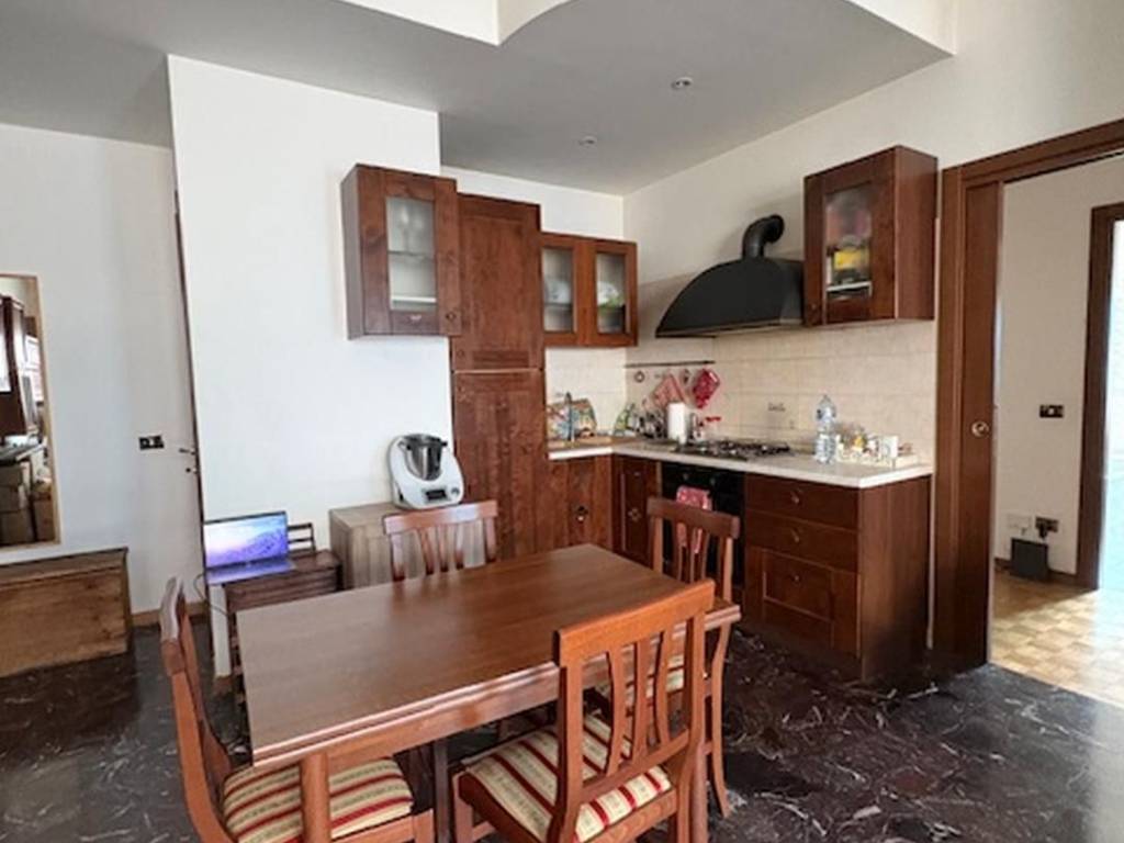 appartamento in affitto a Como in zona Como Centro