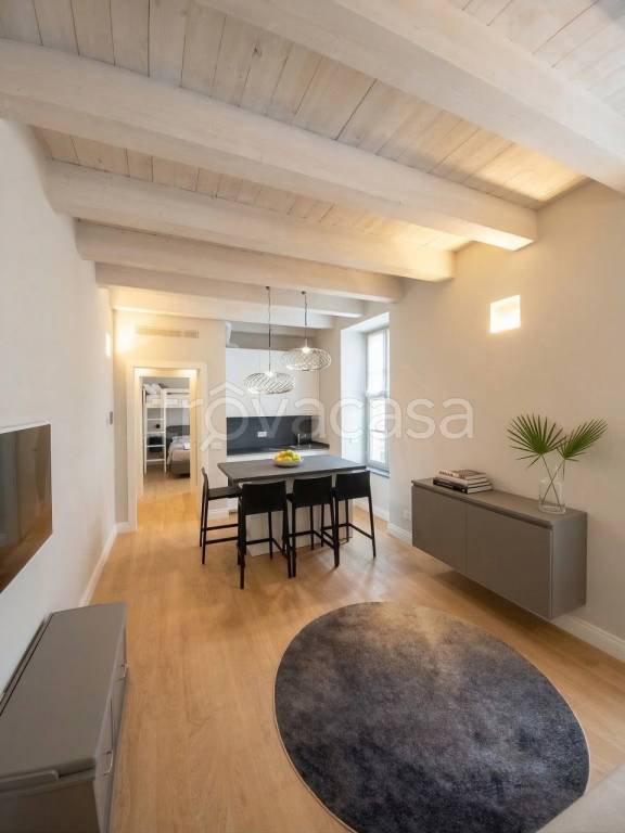 appartamento in affitto a Como in zona Como Centro