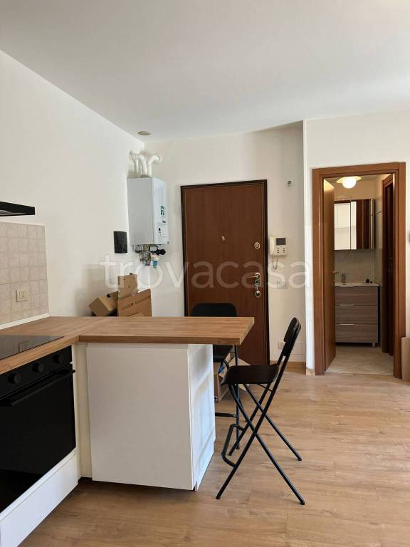 appartamento in affitto a Como in zona Camnago Volta