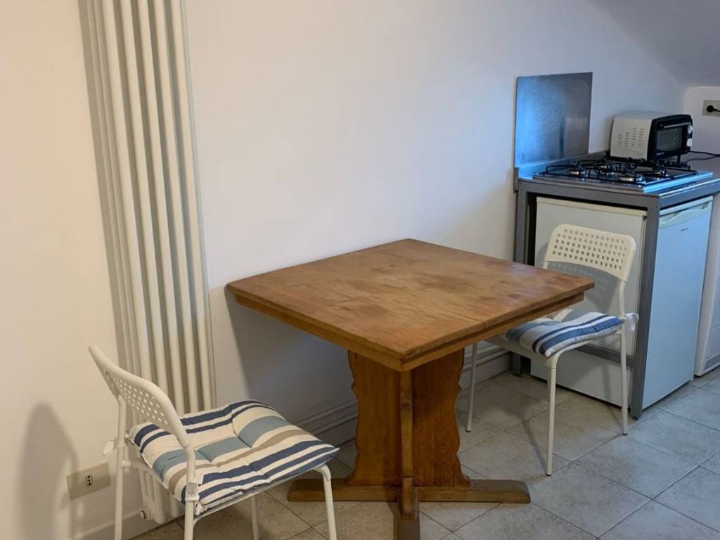 appartamento in affitto a Como in zona Prudenziana