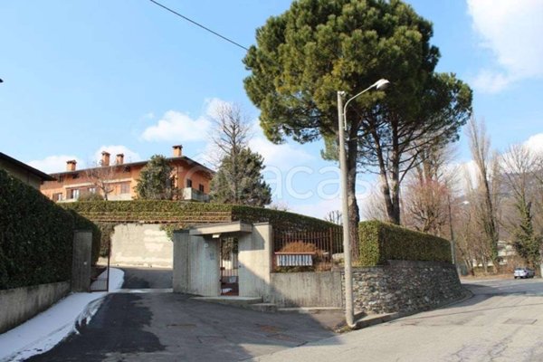 appartamento in affitto a Como in zona Lora