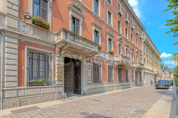 appartamento in affitto a Como in zona Piazza Volta