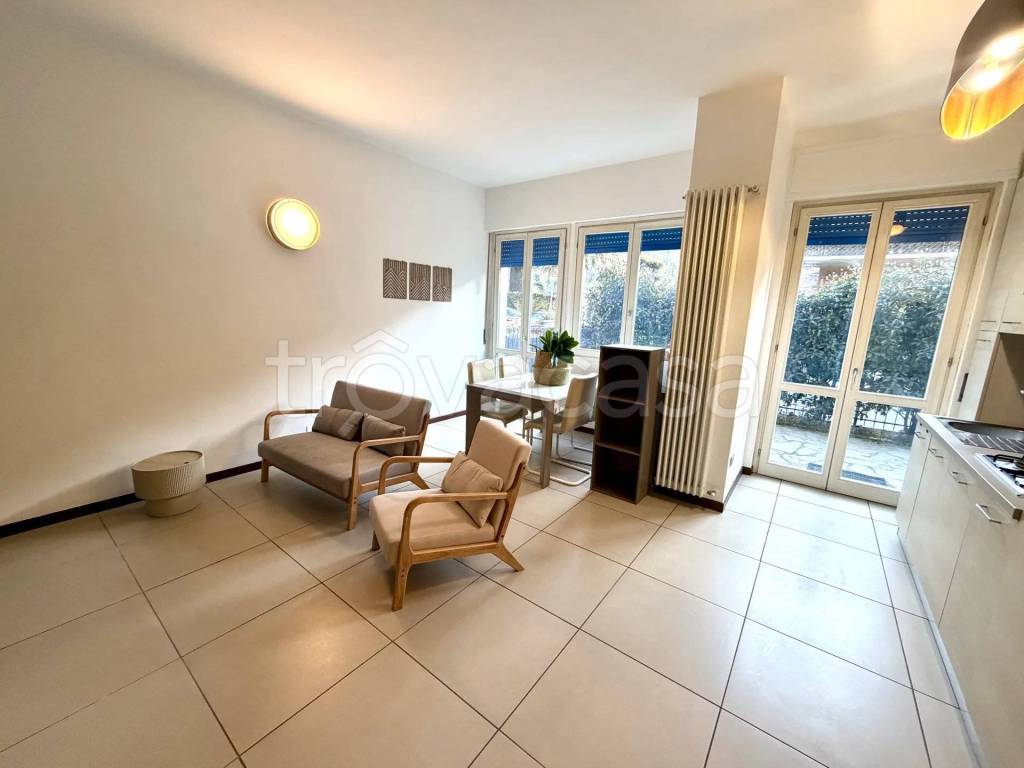 appartamento in affitto a Como in zona Ponte Chiasso