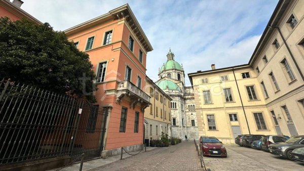 appartamento in affitto a Como in zona Como Centro