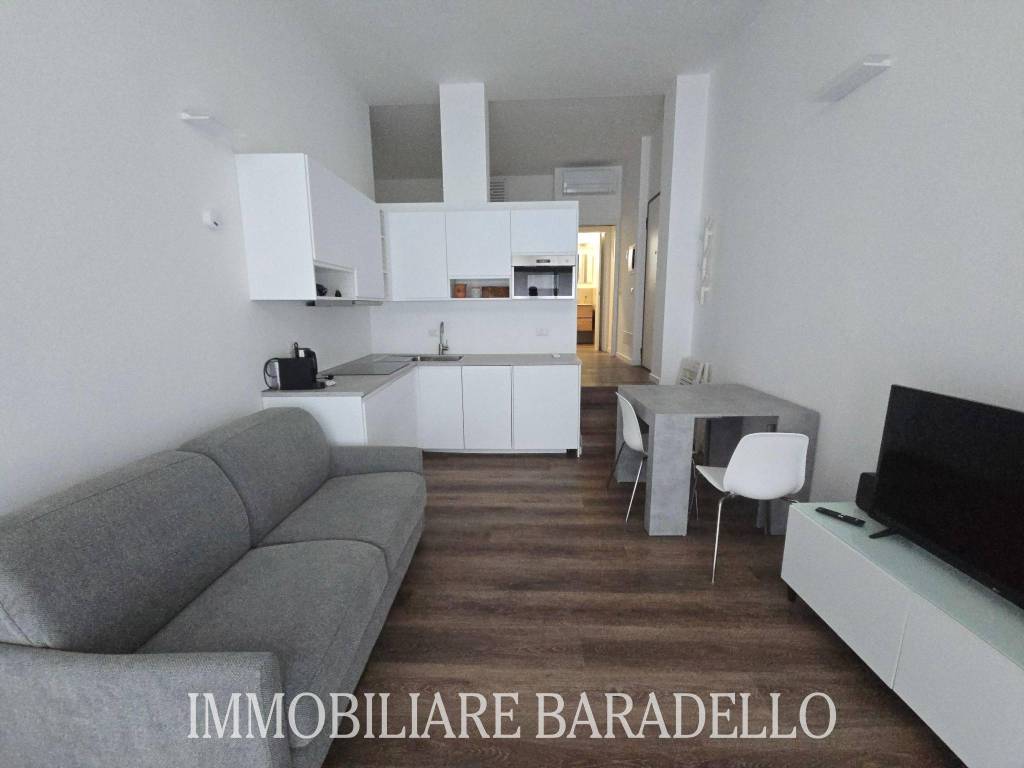 appartamento in affitto a Como in zona Prudenziana