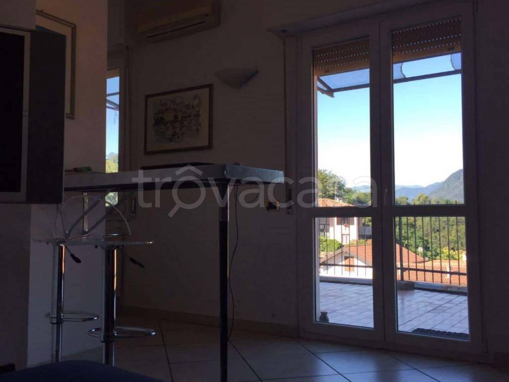 appartamento in affitto a Como in zona Como Centro