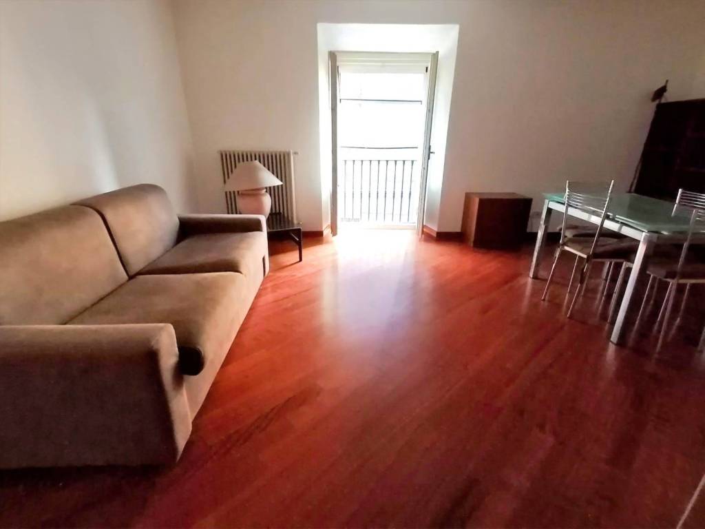 appartamento in affitto a Como in zona Como Centro