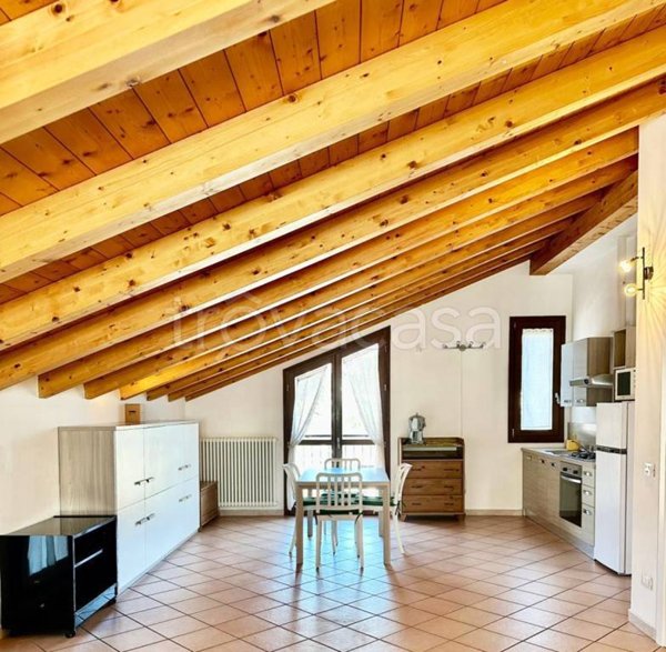 appartamento in affitto a Como in zona Sagnino