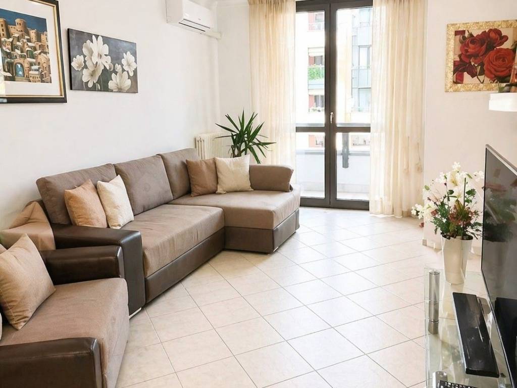 appartamento in affitto a Como in zona Borghi