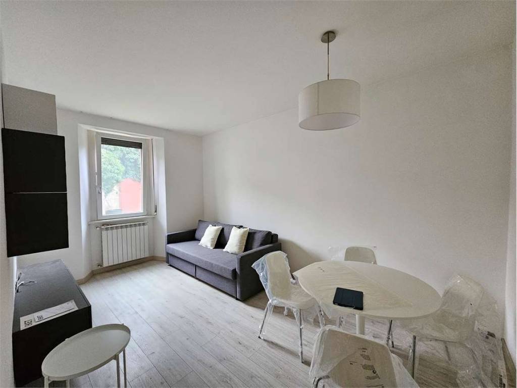 appartamento in affitto a Como in zona Lora