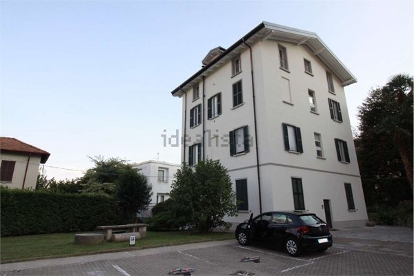 appartamento in affitto a Como in zona Villa Olmo