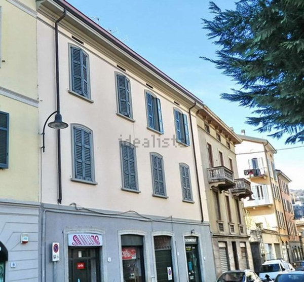 appartamento in affitto a Como in zona Piazza Volta