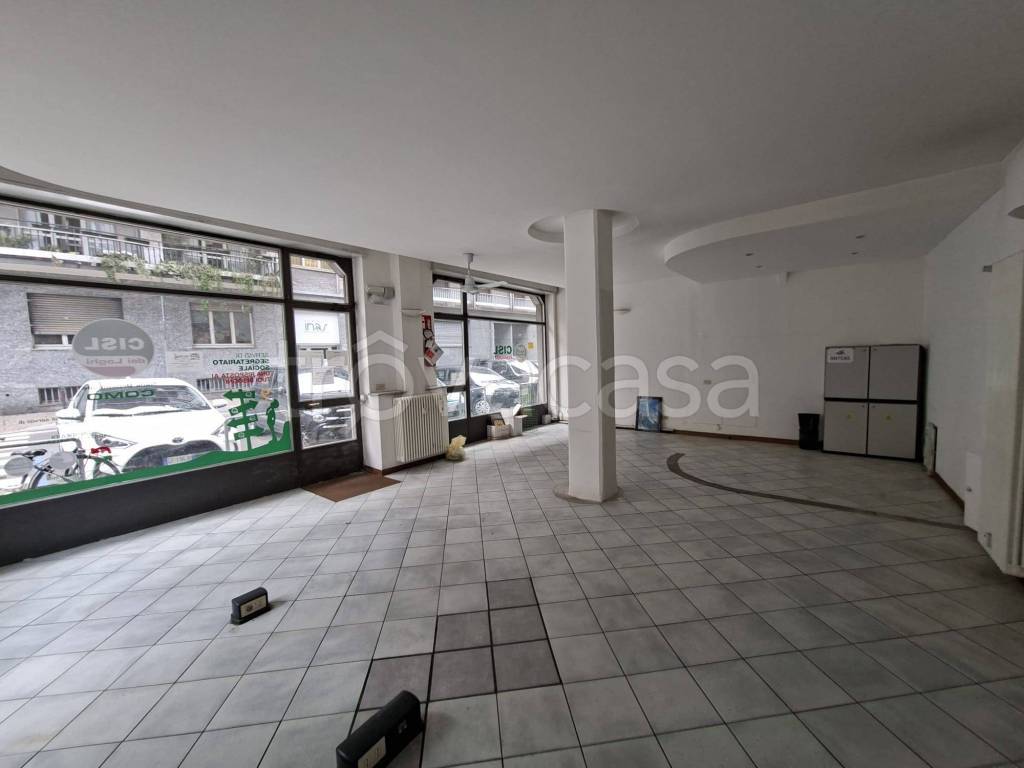 negozio in affitto a Como in zona Valduce