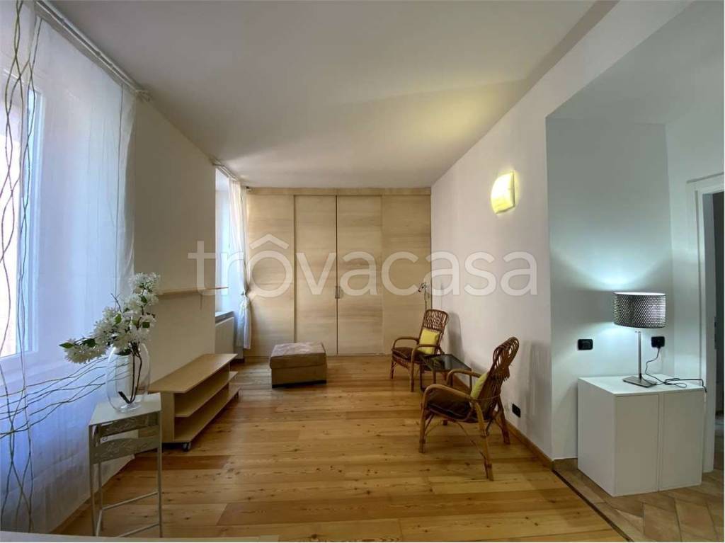 appartamento in affitto a Como in zona Como Centro