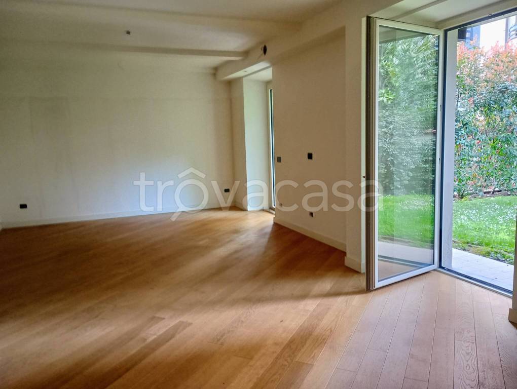 appartamento in affitto a Como in zona Valduce