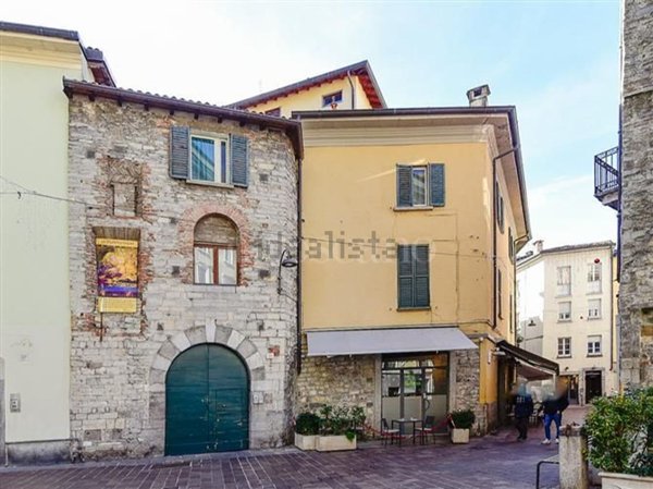 appartamento in affitto a Como in zona Como Centro