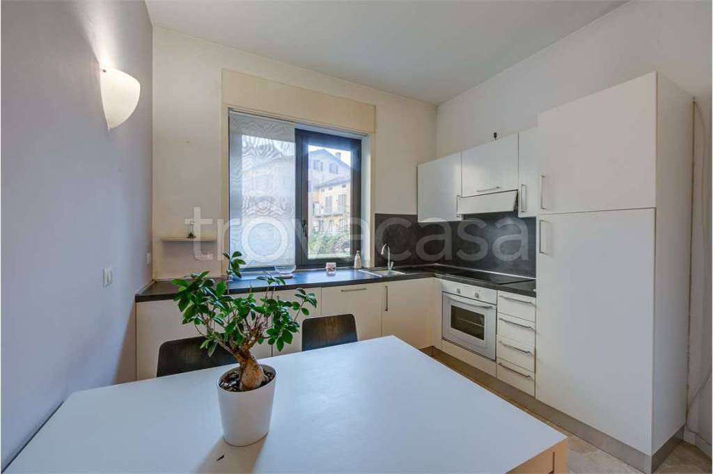 appartamento in affitto a Como in zona Viale Varese