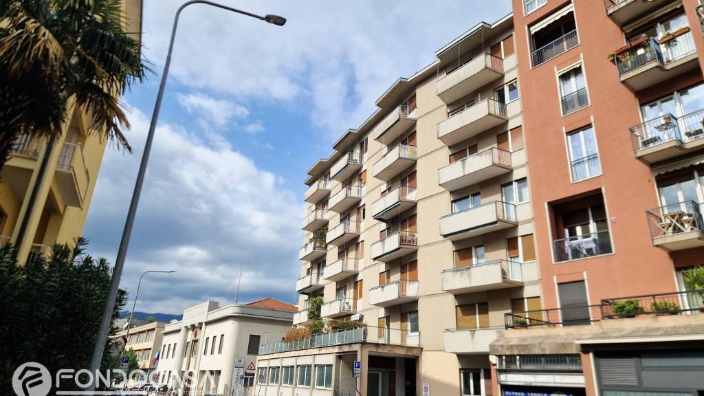 appartamento in affitto a Como in zona Borghi