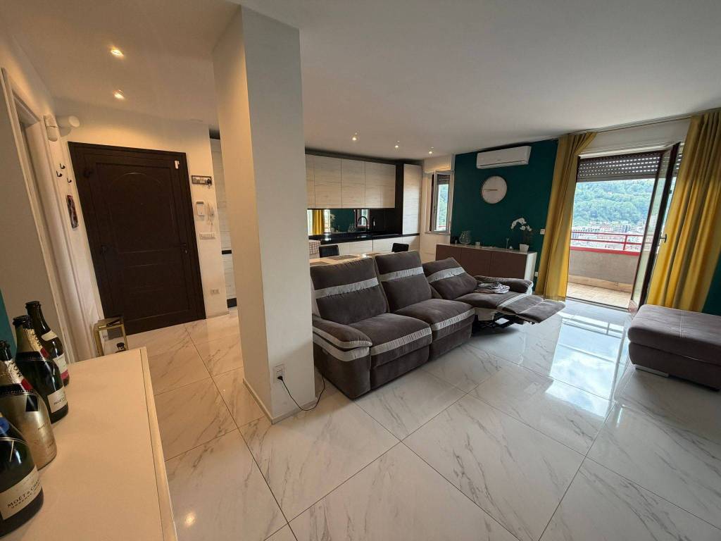 appartamento in affitto a Como in zona Monte Olimpino